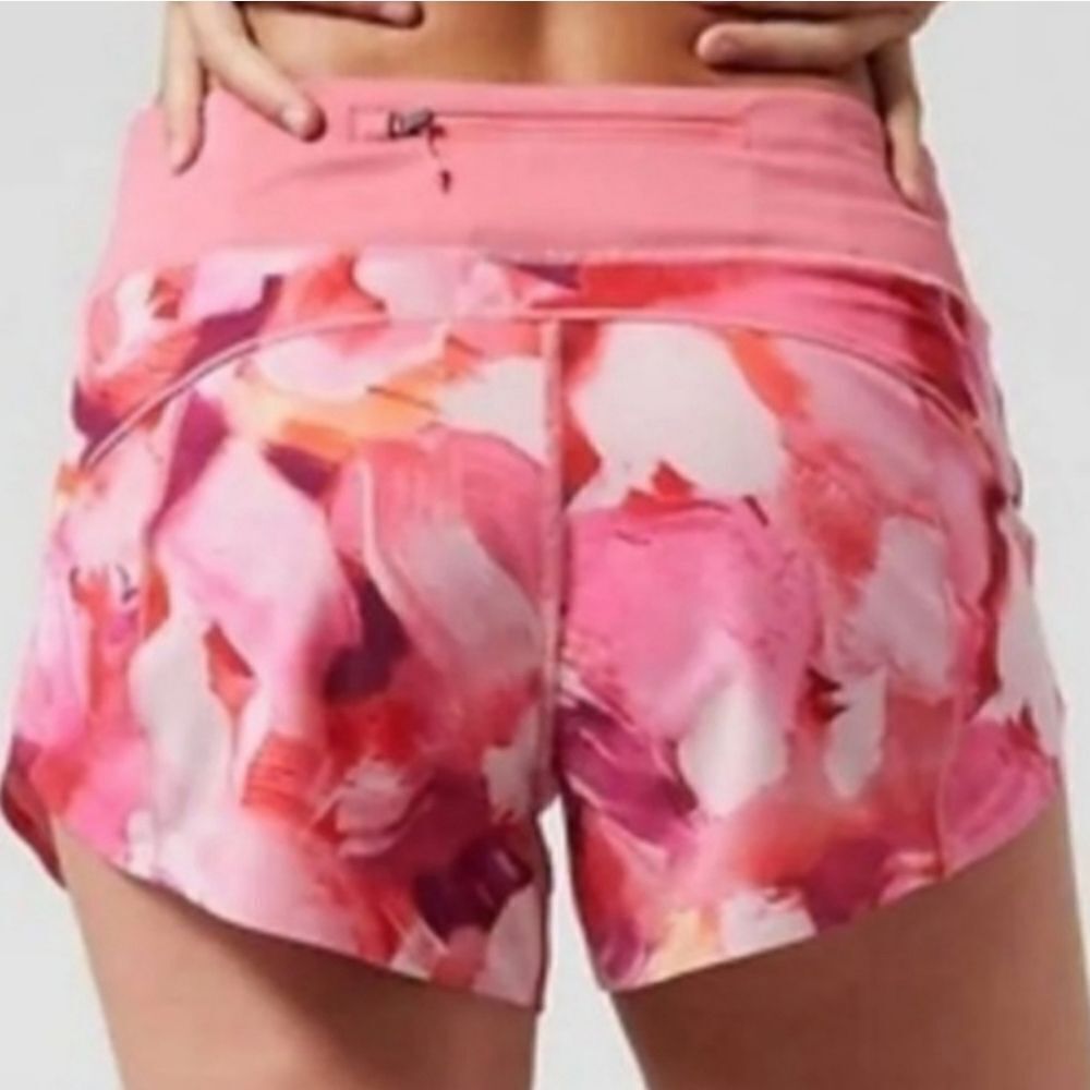 Athleta Run With It 3.5" Shorts - Picture 2 of 8